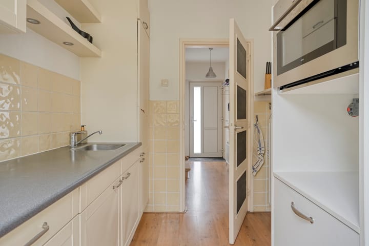 Tussenwoning te koop: Voorborch 6, Middelburg
