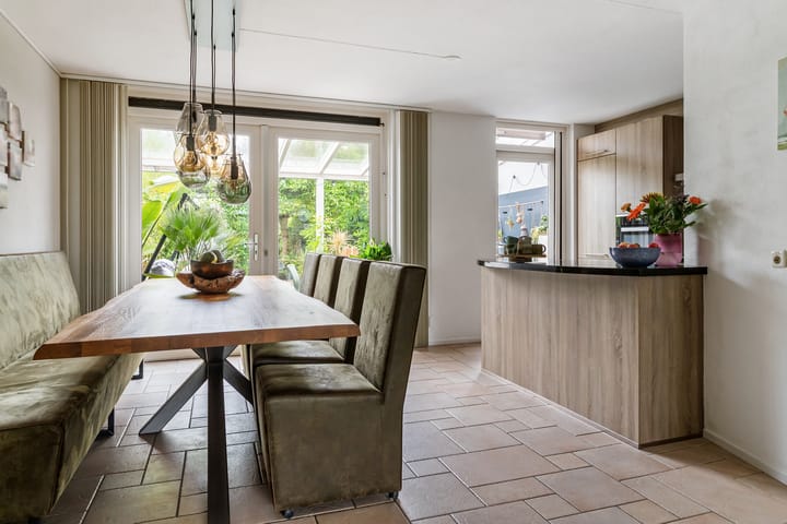Tussenwoning te koop: De Milan Viscontilaan 32, De Meern