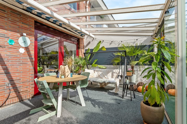 Tussenwoning te koop: De Milan Viscontilaan 32, De Meern