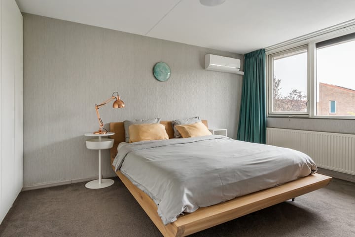 Tussenwoning te koop: De Milan Viscontilaan 32, De Meern