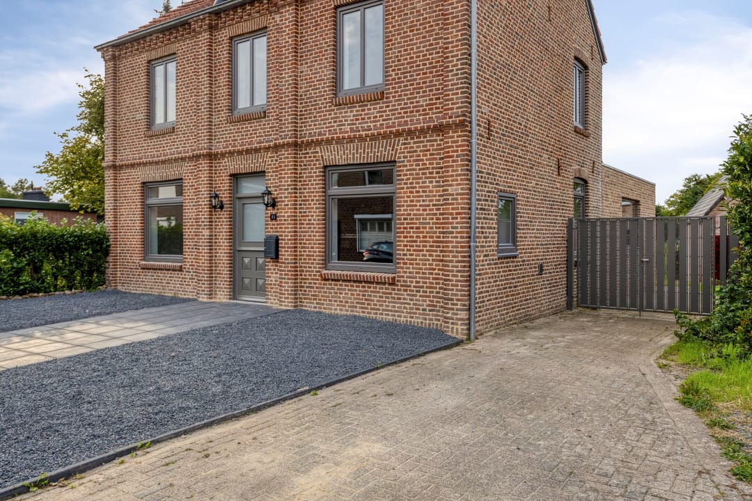 Photo 8 of Hulserstraat 53