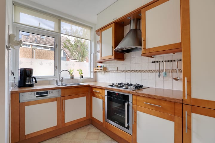 Tussenwoning te koop: Molenhof 38, Avenhorn