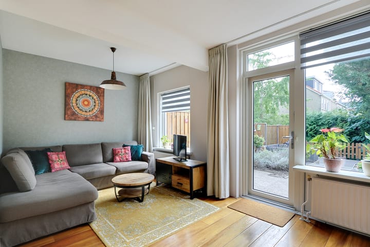 Tussenwoning te koop: Molenhof 38, Avenhorn