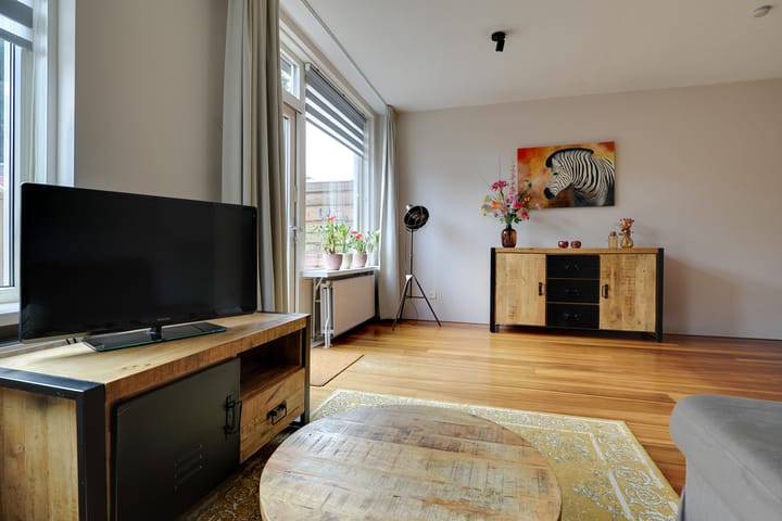Tussenwoning te koop: Molenhof 38, Avenhorn