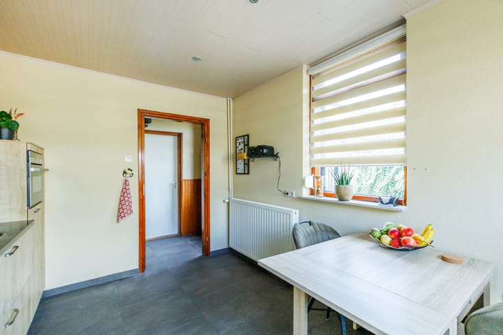 Twee-onder-één-kap te koop: Rozengaardseweg 35, Doetinchem