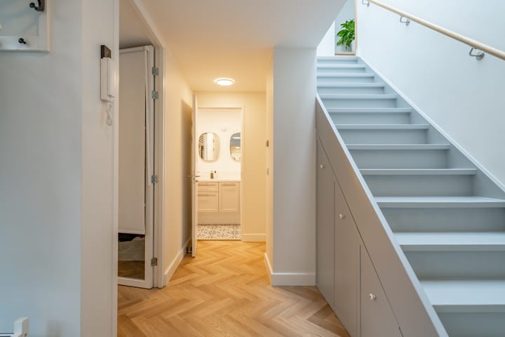 Appartement te koop: Kerkstraat 214, Amsterdam