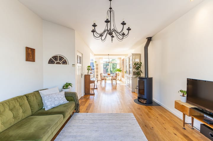 Tussenwoning te koop: Meerlaan 102, Hillegom