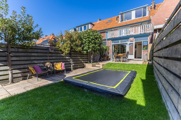 Tussenwoning te koop: Meerlaan 102, Hillegom