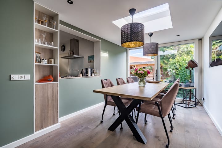 Tussenwoning te koop: dahliastraat 15, Weert