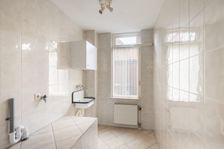 Tussenwoning te koop: Noordlandseweg 5A, 'S-Gravenzande