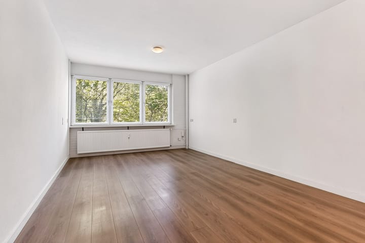 Appartement te koop: Limburglaan 57, Eindhoven