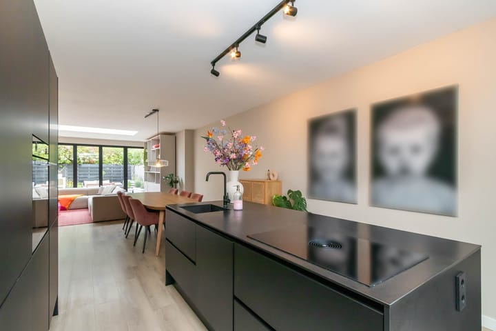 Tussenwoning te koop: Biezenmeent 51, Hilversum