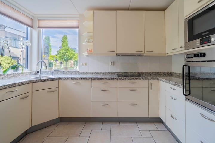 Hoekwoning te koop: C.F. Kuijken-van der Eijndetuin 11, Heerhugowaard