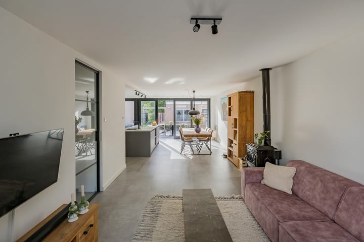 Tussenwoning te koop: Cruquiusstraat 26, Spaarndam