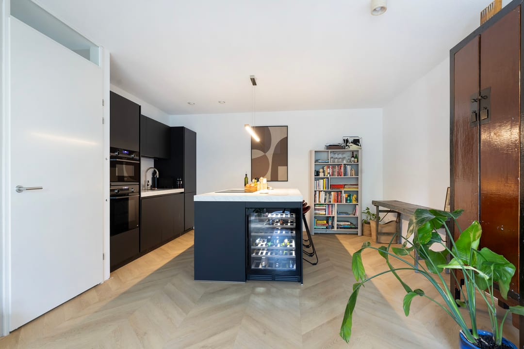 Photo 11 of Diepeveenstraat 37