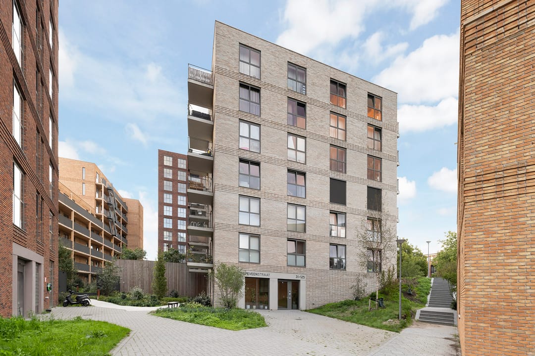Photo 41 of Diepeveenstraat 37
