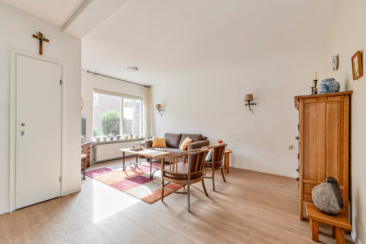 Tussenwoning te koop: Lemoen 7, Huissen