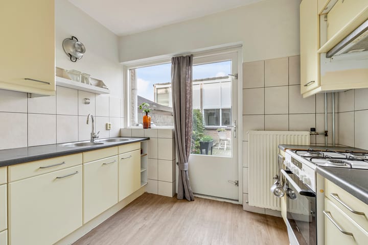 Tussenwoning te koop: Lemoen 7, Huissen