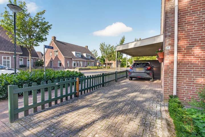 Hoekwoning te koop: Gulden Akker 25, Diessen