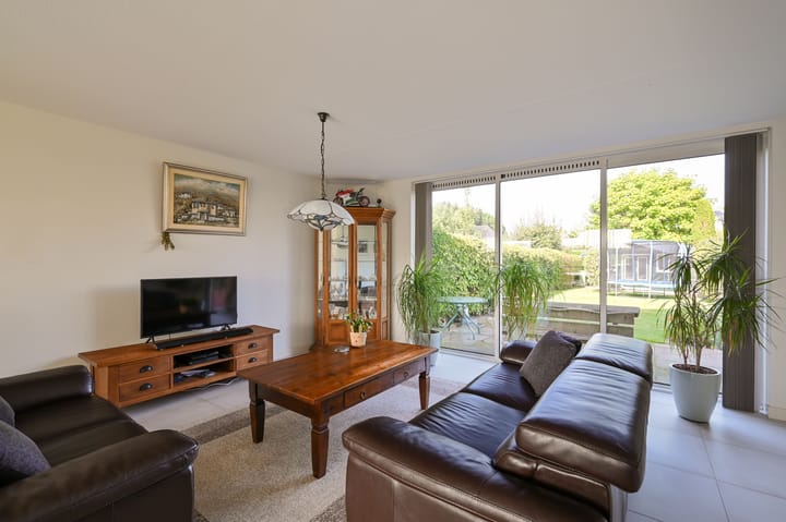 Tussenwoning te koop: Koningsspil 41, Mijdrecht