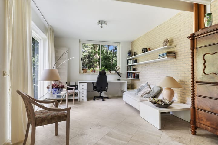 Vrijstaande woning te koop: Koninginnelaan 6, Ermelo