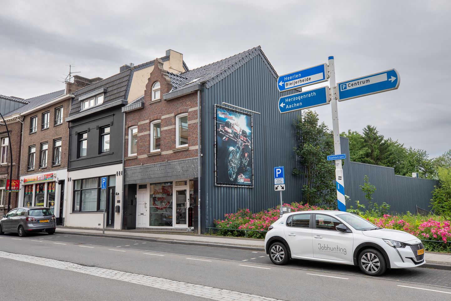 Bekijk foto 1 van Hoofdstraat 32