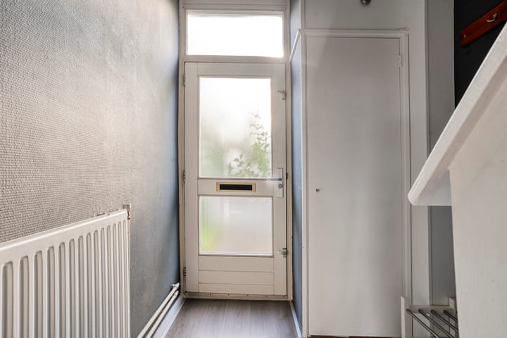 Tussenwoning te koop: Burgemeester Mackaystraat 3, Meppel
