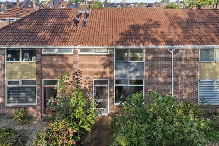 Tussenwoning te koop: Burgemeester Mackaystraat 3, Meppel