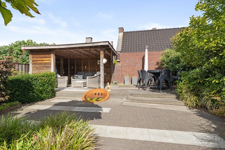 Vrijstaande woning te koop: Goudsbloem 16, Boekel
