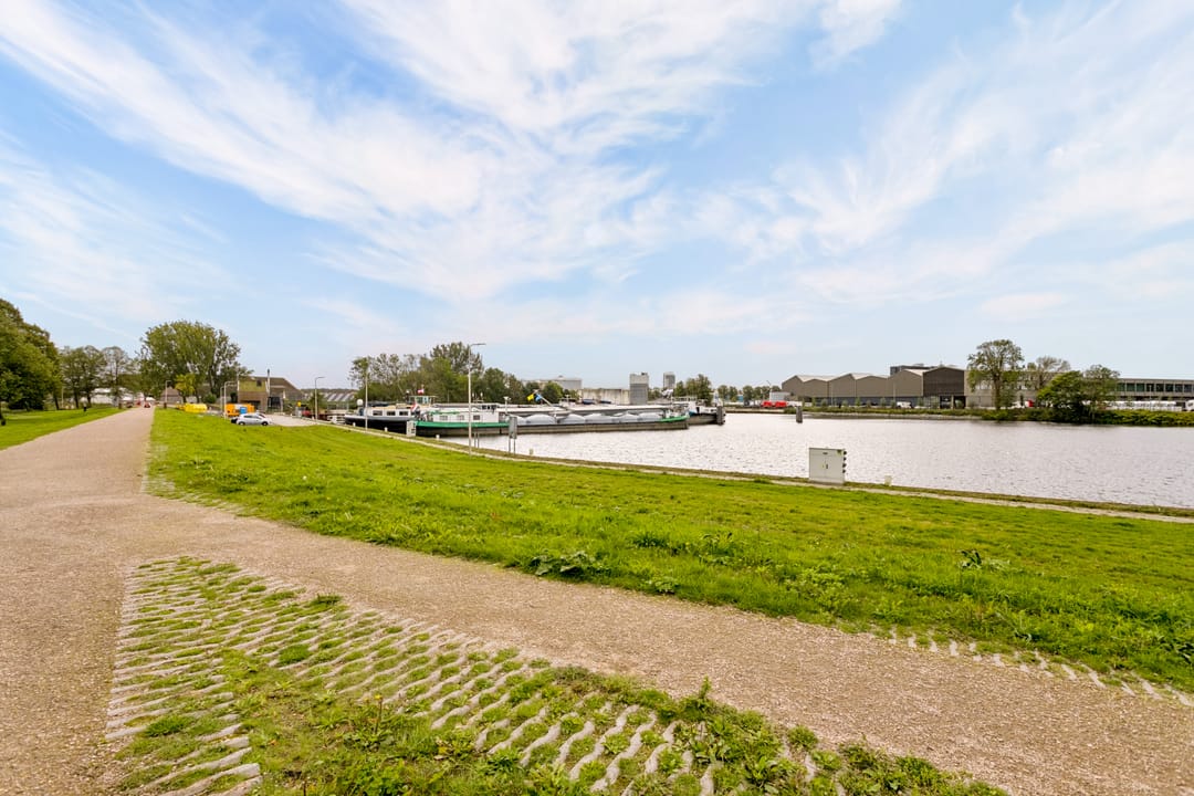 Photo 53 of Obrechtstraat 149