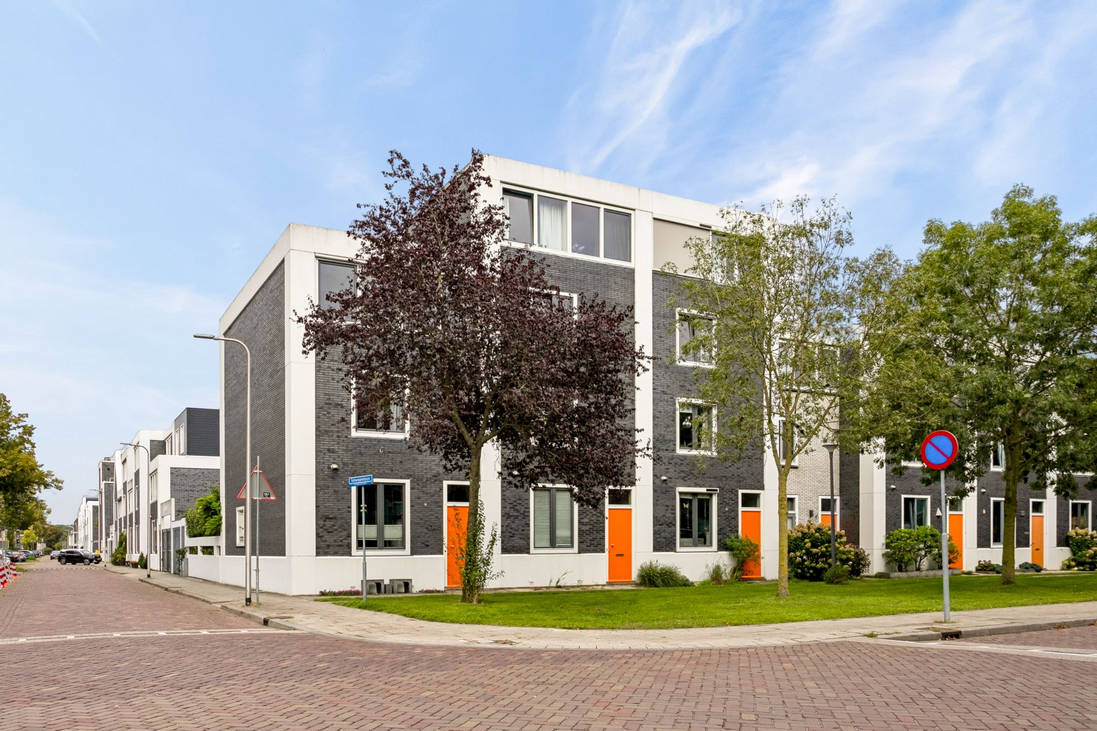 Photo 6 of Obrechtstraat 149