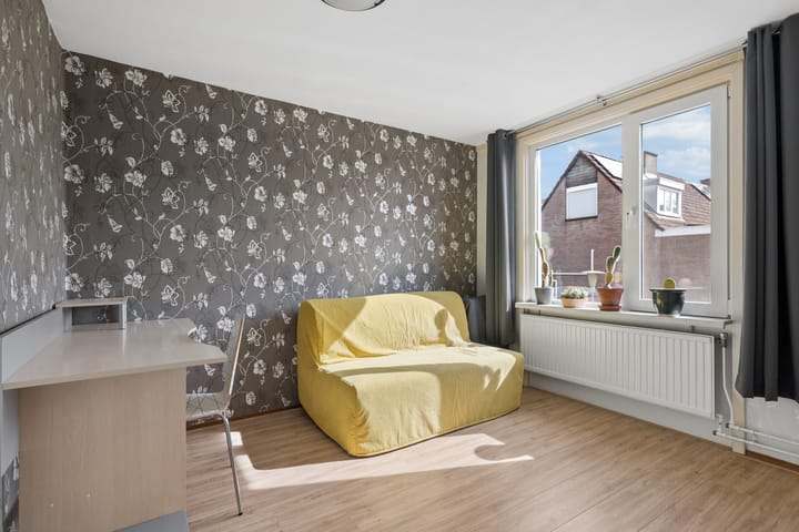 Tussenwoning te koop: Enkhuizenstraat 40, Arnhem