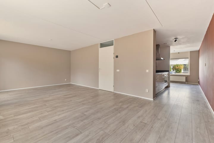 Tussenwoning te koop: Overrepenstraat 16, Maastricht