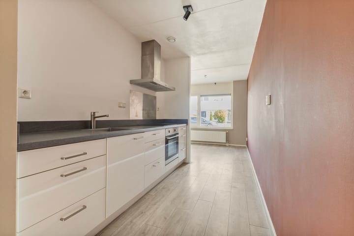 Tussenwoning te koop: Overrepenstraat 16, Maastricht