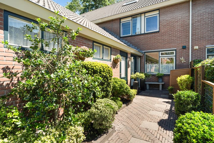 Tussenwoning te koop: Geesterwijk 28, Pijnacker