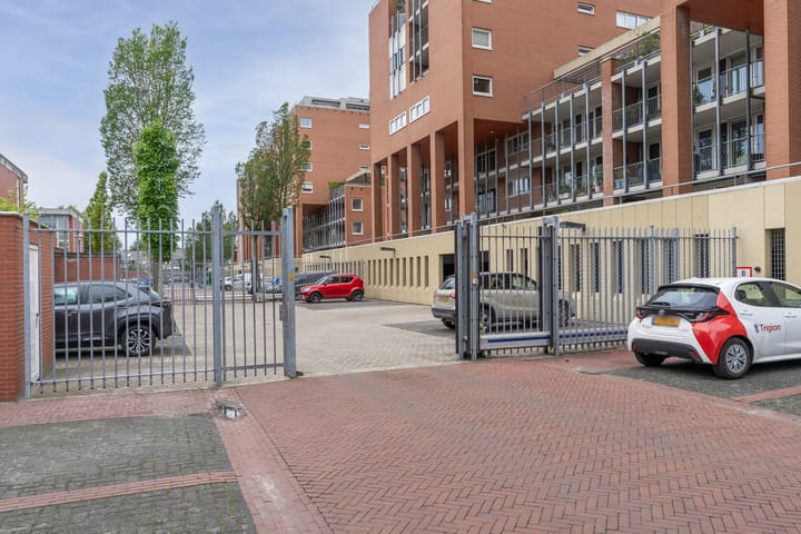 Appartement te koop: Maasboulevard 147, 'S-Hertogenbosch