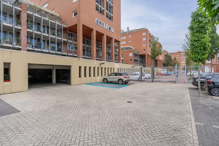 Appartement te koop: Maasboulevard 147, 'S-Hertogenbosch