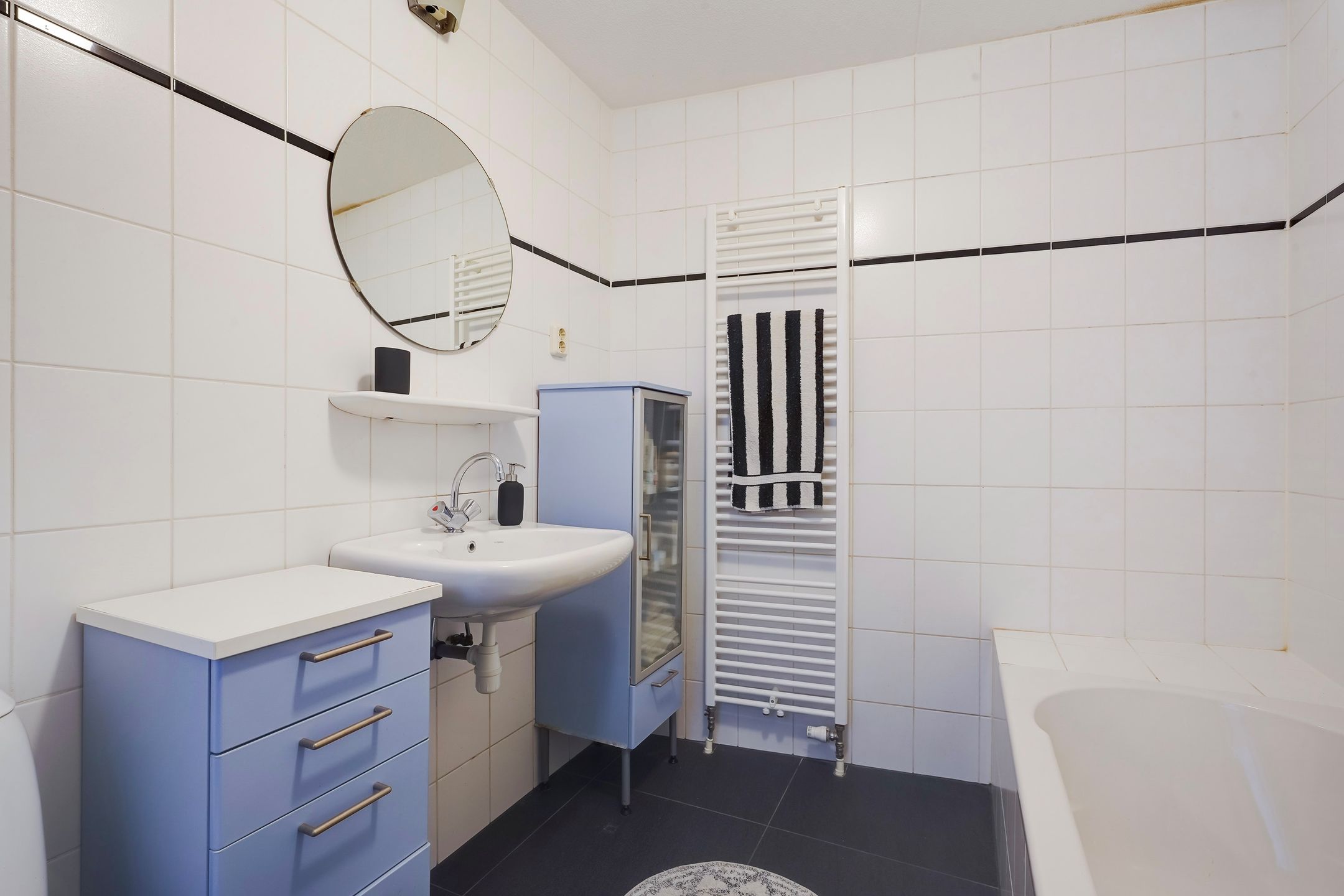 Photo 36 of Laan van Van der Gaag 22