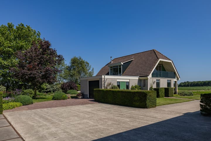 Vrijstaande woning te koop: Spijkerboor 17, Medemblik