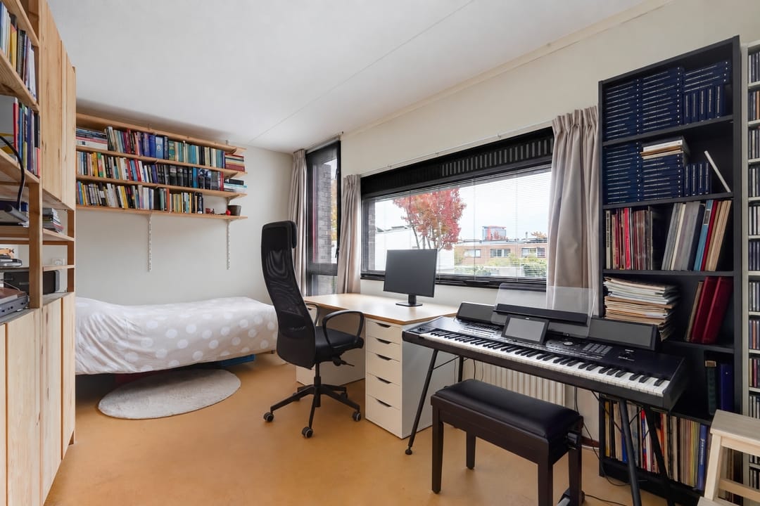 Photo 38 of Laan van Van der Gaag 22