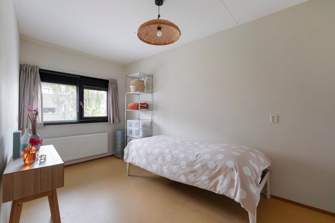 Photo 32 of Laan van Van der Gaag 22