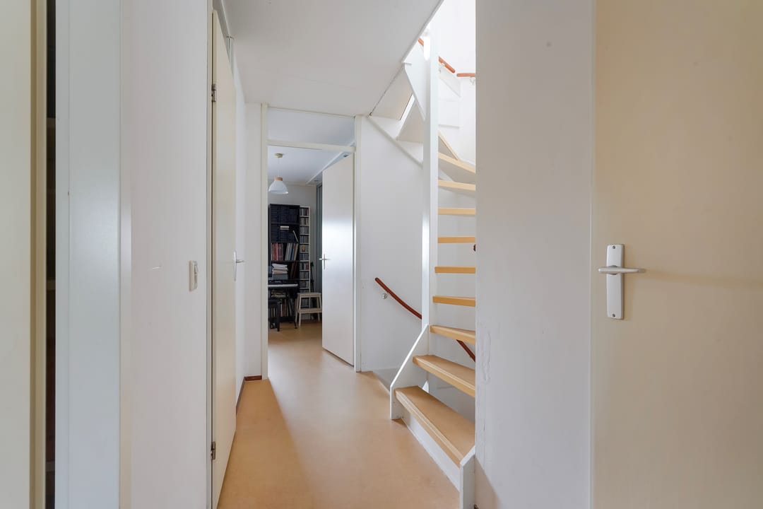 Photo 37 of Laan van Van der Gaag 22