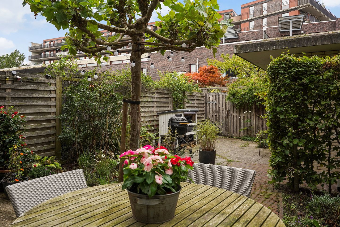 Photo 19 of Laan van Van der Gaag 22