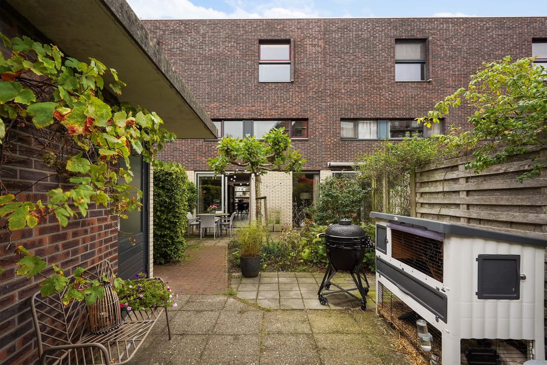 Photo 1 of Laan van Van der Gaag 22