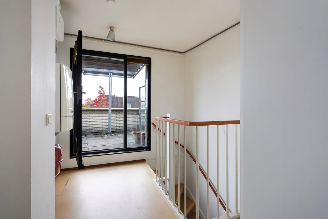 Photo 41 of Laan van Van der Gaag 22