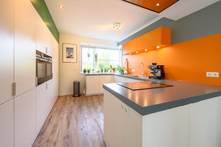 Vrijstaande woning te koop: Annie M.G. Schmidtstraat 2, Duiven