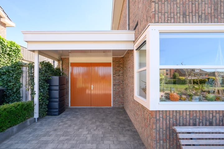 Vrijstaande woning te koop: Annie M.G. Schmidtstraat 2, Duiven