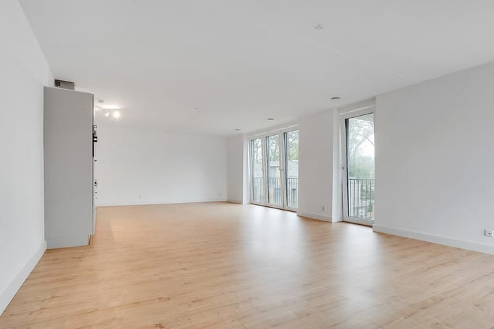 Appartement te huur: Struikheidelaan 43, Hilversum
