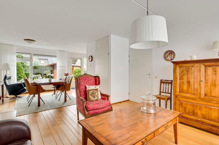 Tussenwoning te koop: Schachtstraat 22, Geleen
