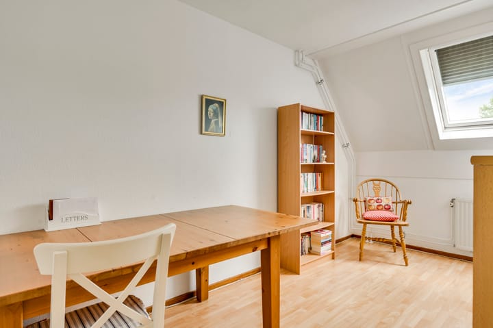 Tussenwoning te koop: Schachtstraat 22, Geleen